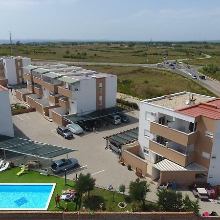 Apartment Village นิน ภายนอก รูปภาพ